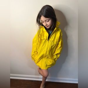 Splash kids 9/10 yellow rain jacket